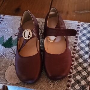 Chic Shoes BurgandyNwot